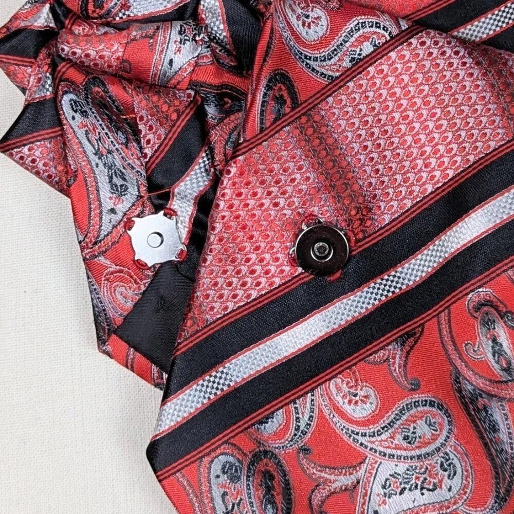 NWT Ogsplosh Retro Women's Ascot Scarf Red Black